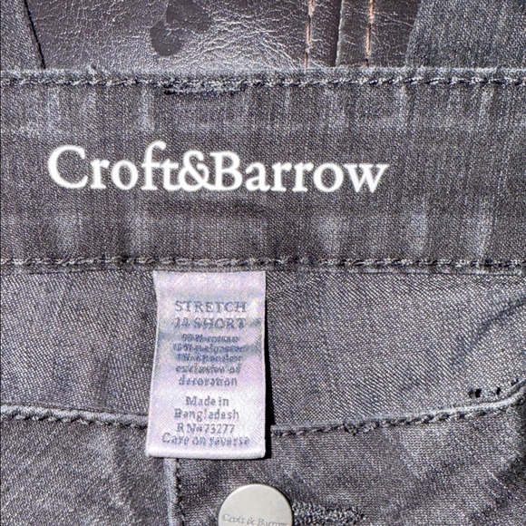 Croft & Barrow Women's Black Relaxed Jeans - Picture 4 of 4